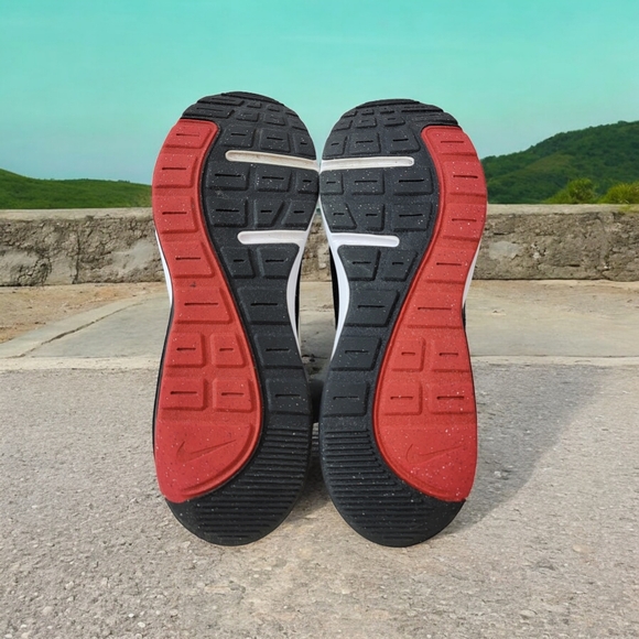 Nike Men's Max Air size 10.5 with airy mesh with leather CU4826-101 see … - Picture 8 of 9